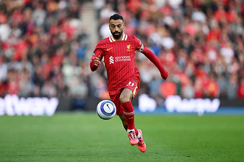 تهنئة خاصة من صلاح لتوتنهام بعد تحقيق لقب الدوري الأوروبي دون ذكر المدرب